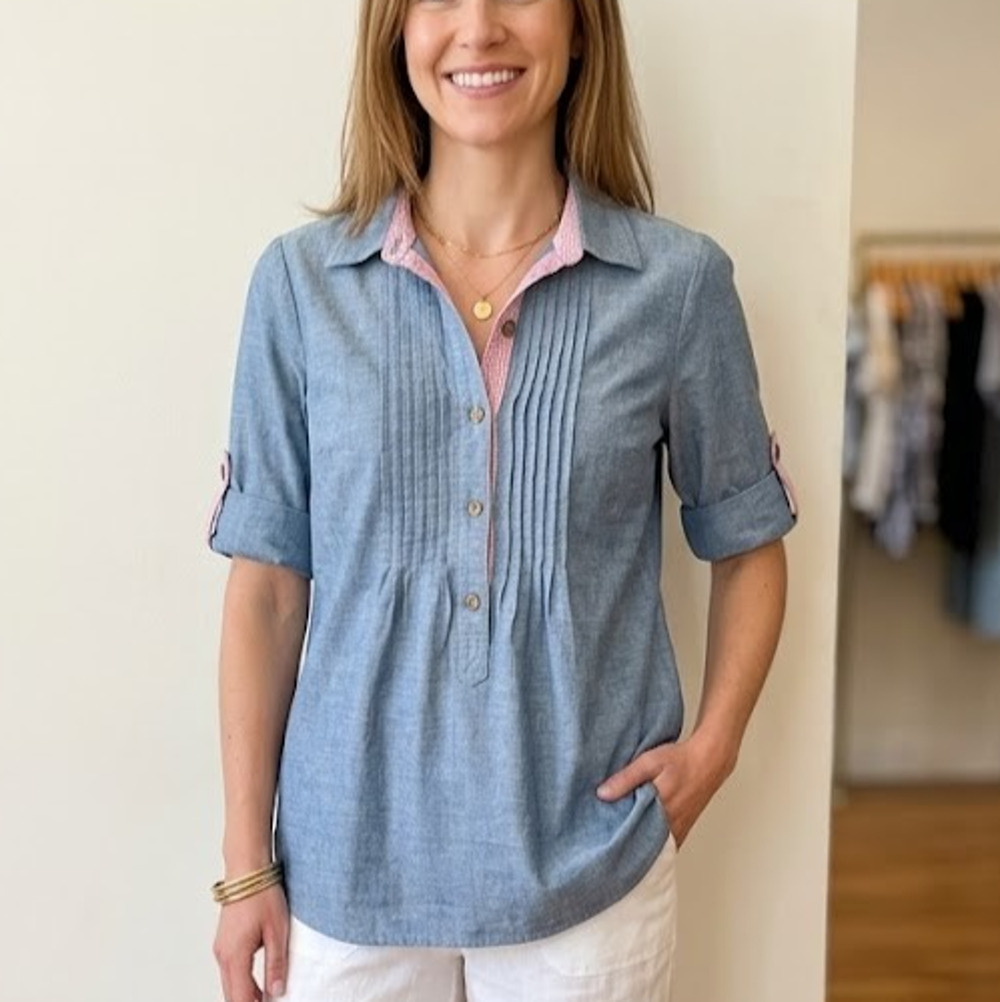 Gap Chambray Shirt Women's S Blue Pintuck Henley Roll Tab Cotton Top Preppy Y2K